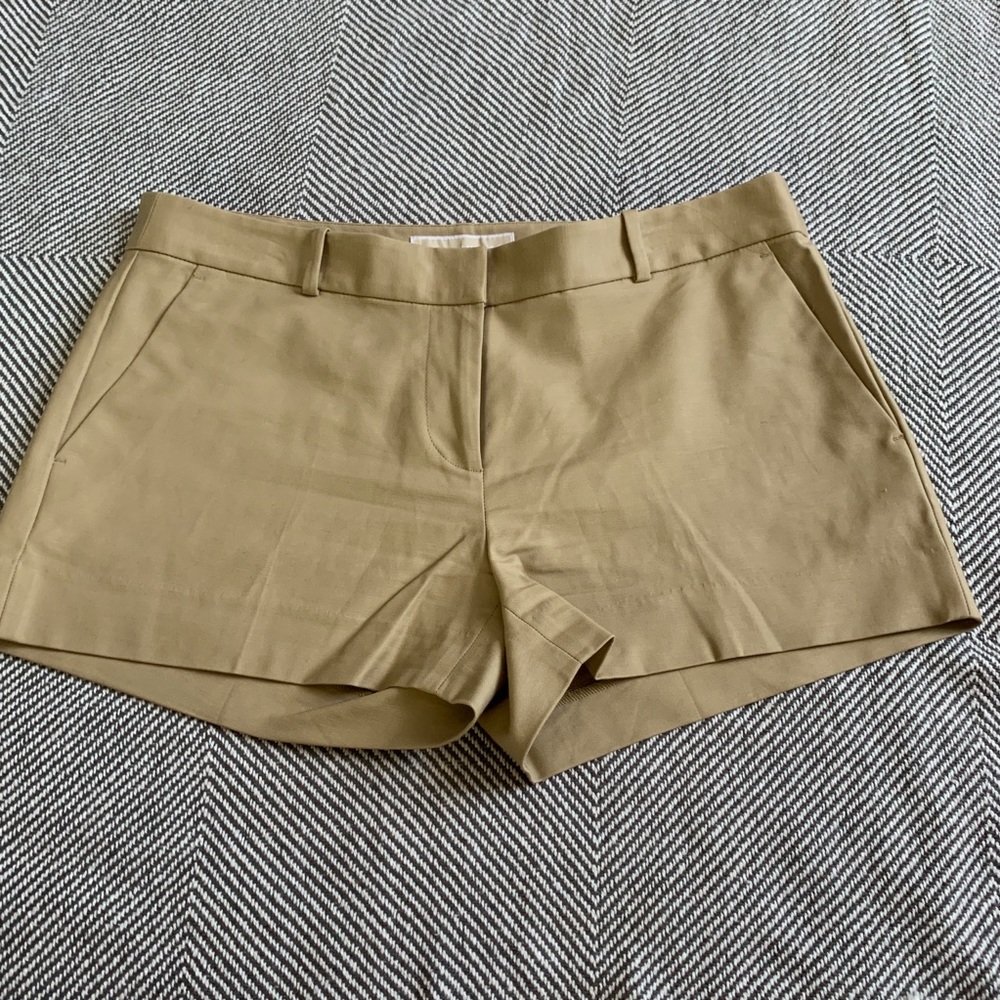 Micheal Kors khaki shorts